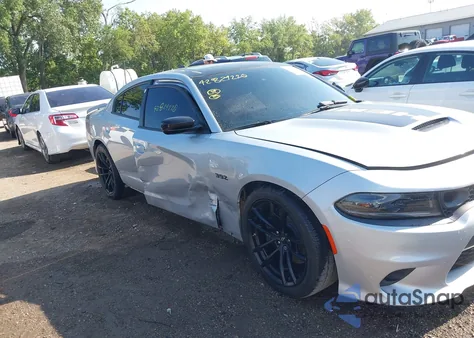 2023 Dodge Charger Scat Pack z USA, uszkodzony, nr VIN 2C3CDXGJ9PH699759